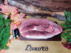 Стейк из окорока кабана на кости