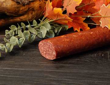 Фото Колбаса из медведя с лосем полукопченая